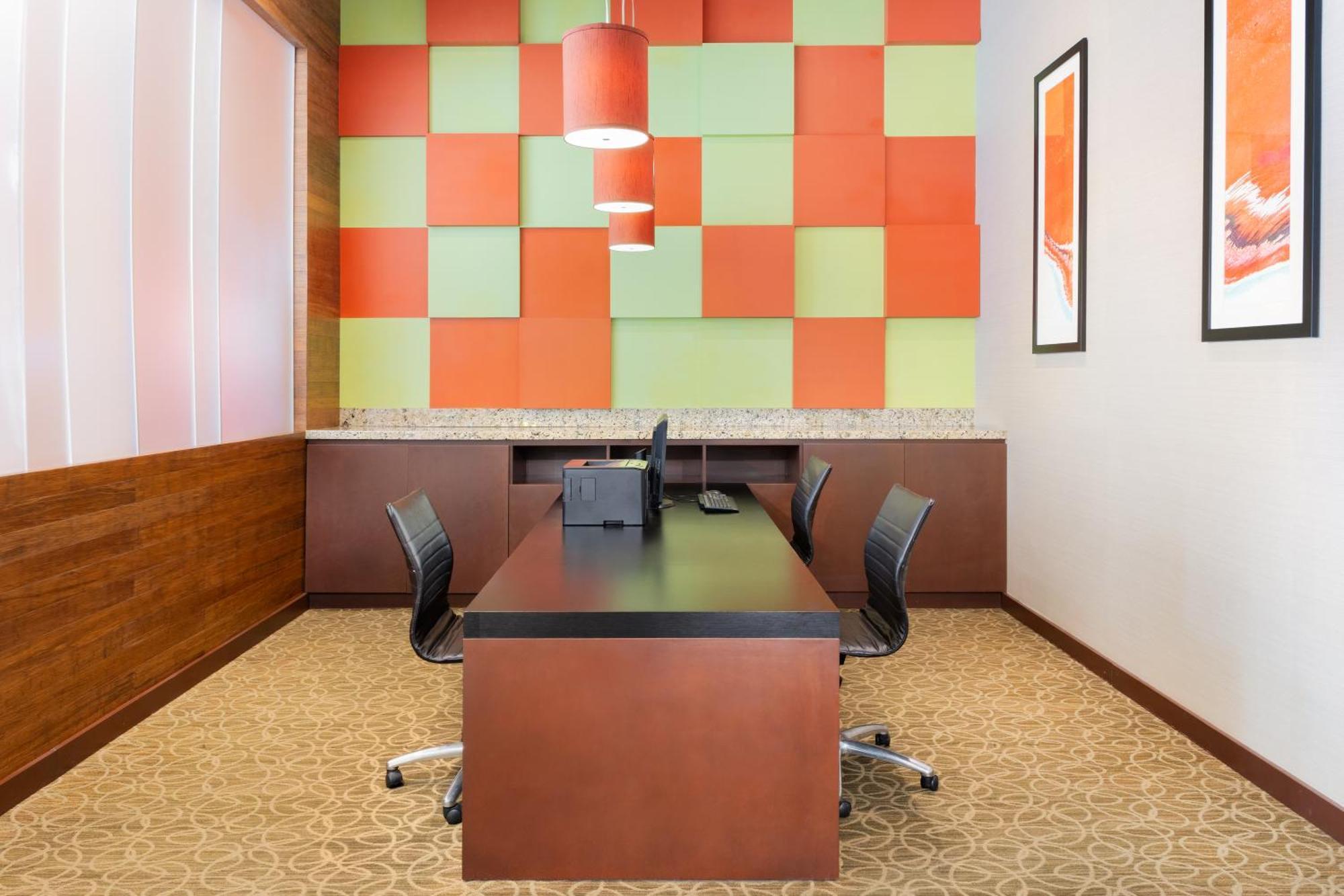 Hotel Courtyard By Marriott Campeche