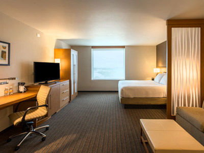 Courtyard By Marriott Campeche Hotel